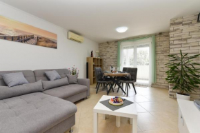 Apartment Dani 2333